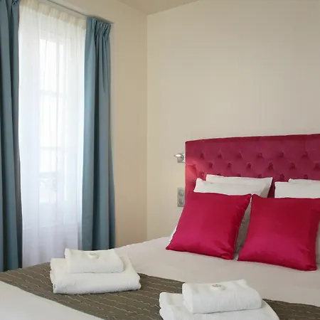 Centre - At Hotel